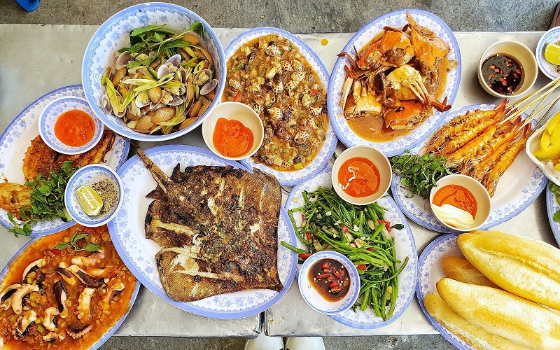 Hải sản Năm Đảnh - Quán hải sản ngon nhất Đà Nẵng