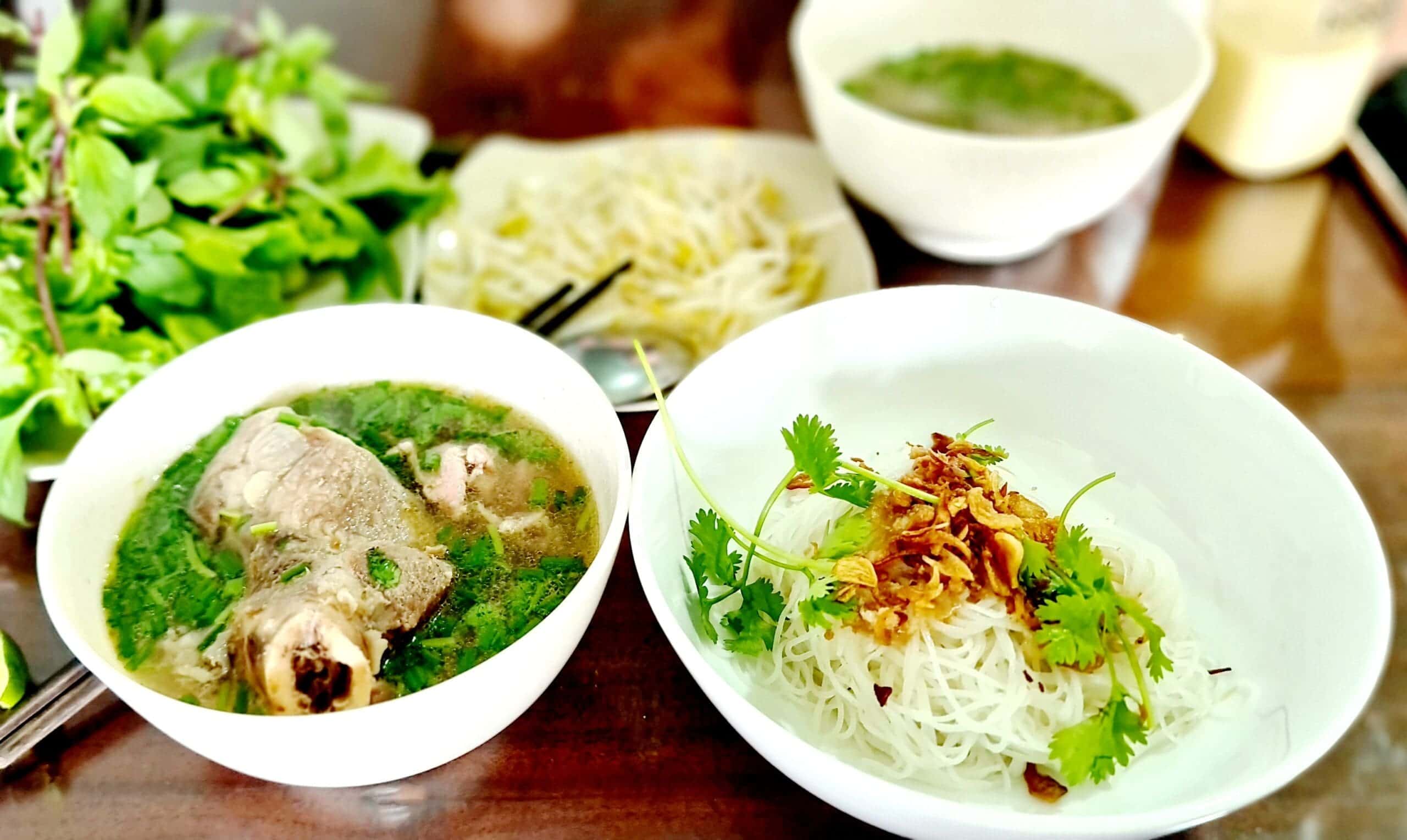 Phở Khô Măng Đen – Hương vị cao nguyên níu chân thực khách