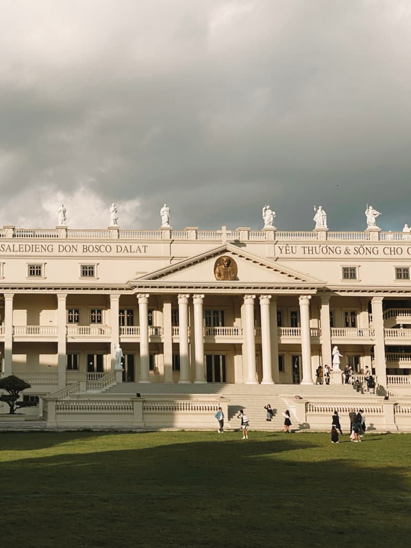 Nhà thờ Don Bosco – Công trình kiến trúc mang đậm dấu ấn tâm linh giữa lòng Đà Lạt
