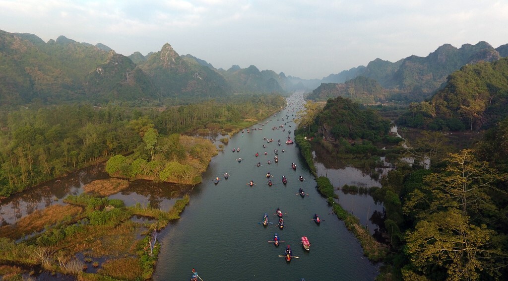 Khám phá chùa Hương - Một trong những ngôi chùa có lịch sử lâu đời nhất tại Hà Nội