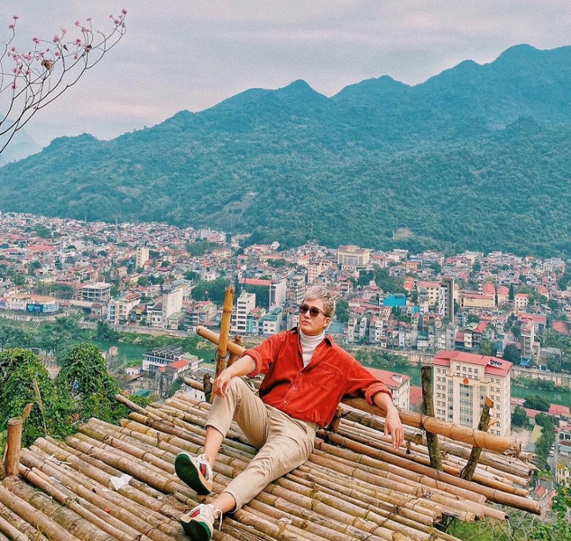 Núi Cấm Sơn Hà Giang - Chinh phục bức tranh hùng vĩ giữa lòng thành phố