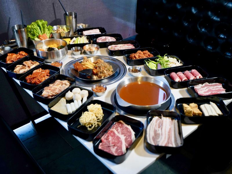 Meat and Meet - Xập xình buffet chuẩn vị Hàn Quốc