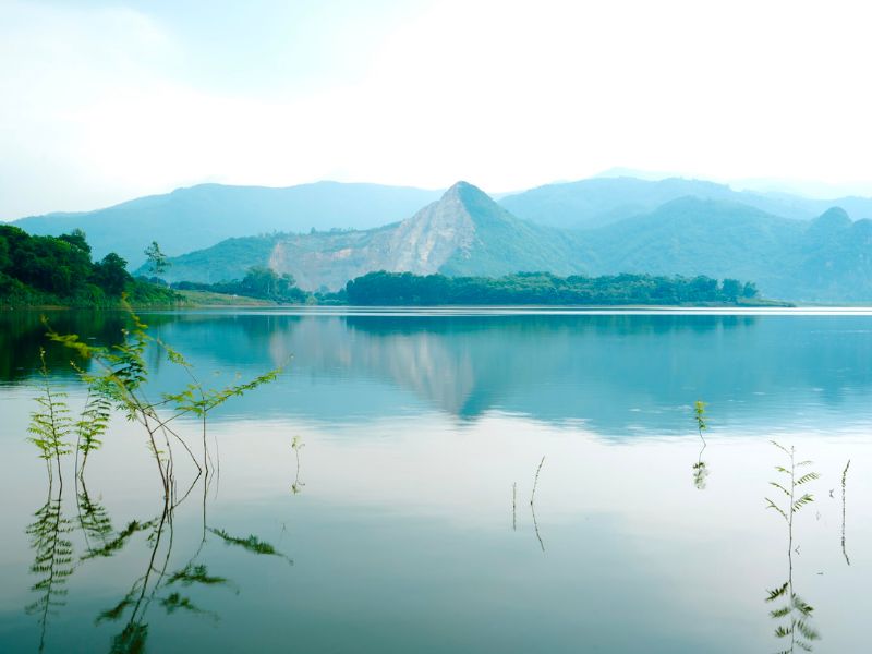 Hồ Đồng Chanh - Điểm du lịch mới toanh đẹp tựa cảnh sắc Thụy Sĩ