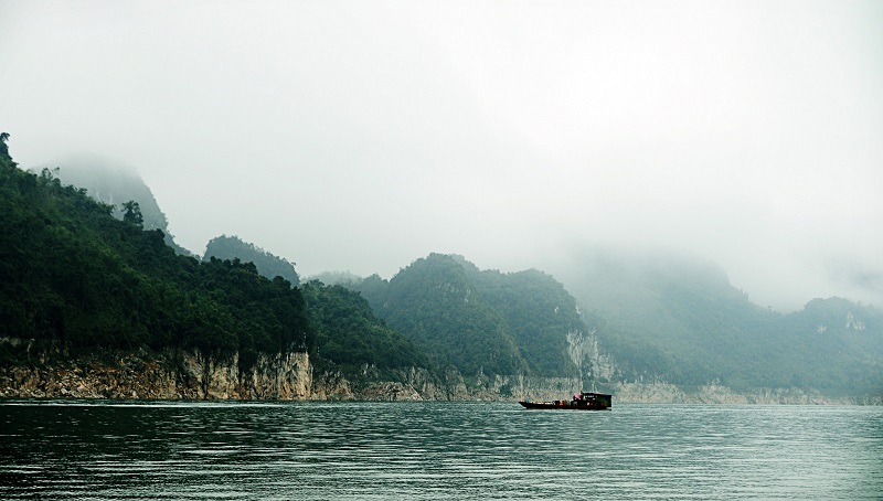 Hồ Thung Nai - Điểm checkin đẹp không thể bỏ qua