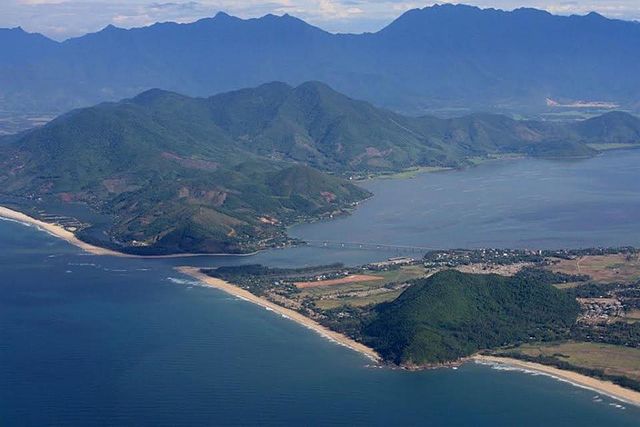 Biển Vinh Hiền - Hấp dẫn du khách với vẻ đẹp hoang sơ