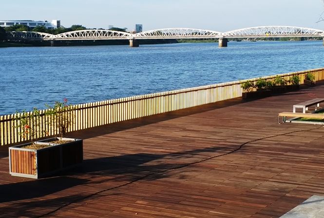 Cầu gỗ lim Huế - Địa điểm check-in hot nhất năm