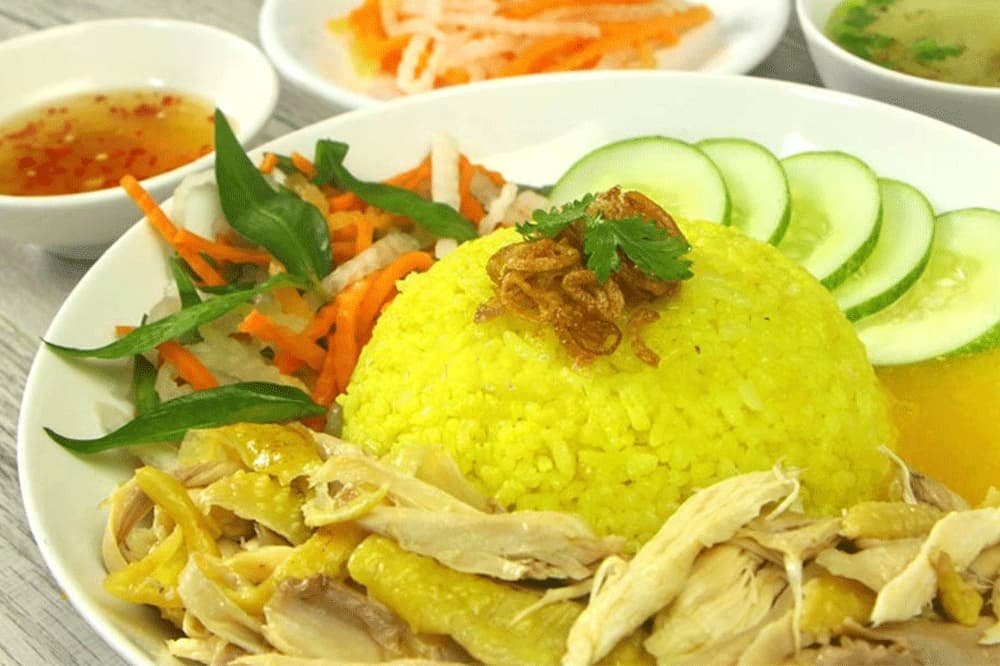 Cơm Gà Phương – Địa chỉ “ruột” của tín đồ cơm gà tại Tuy Hòa, Phú Yên