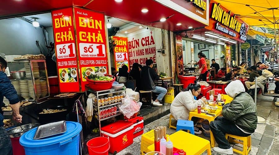 Bún chả số 1 Hàng Mành – Hương vị Hà Nội giữa lòng phố cổ