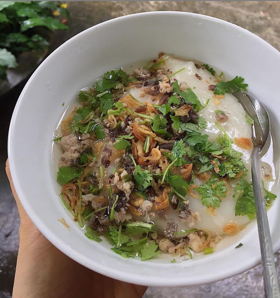 Bánh Đúc Nóng Bà Nội – Hương vị quê nhà giữa lòng phố thị