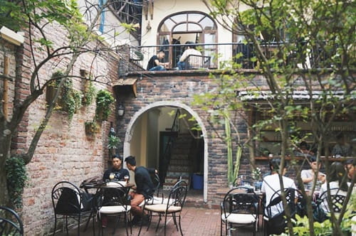 Xofa Café & Bistro – Góc bình yên giữa lòng phố cổ Hà Nội