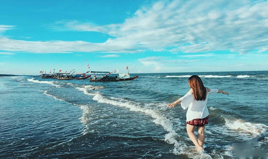 Bãi biển Hải Hòa – Vẻ đẹp hoang sơ giữa lòng xứ Thanh