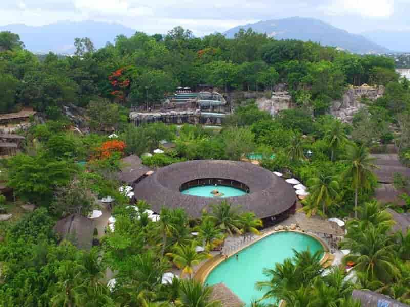 Suối khoáng nóng Tháp Bà – Trải nghiệm thư giãn đặc sắc của thành phố biển Nha Trang