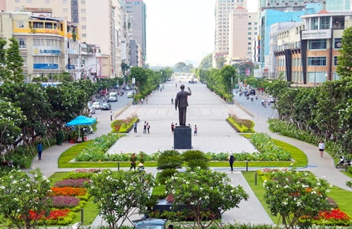Phố đi bộ Nguyễn Huệ – Trải nghiệm không gian văn hóa và giải trí sôi động bậc nhất Sài Gòn