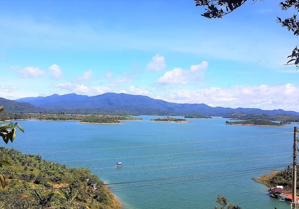 Camping hồ Hàm Thuận – Bình Thuận: Trải nghiệm cắm trại giữa thiên nhiên nguyên sơ