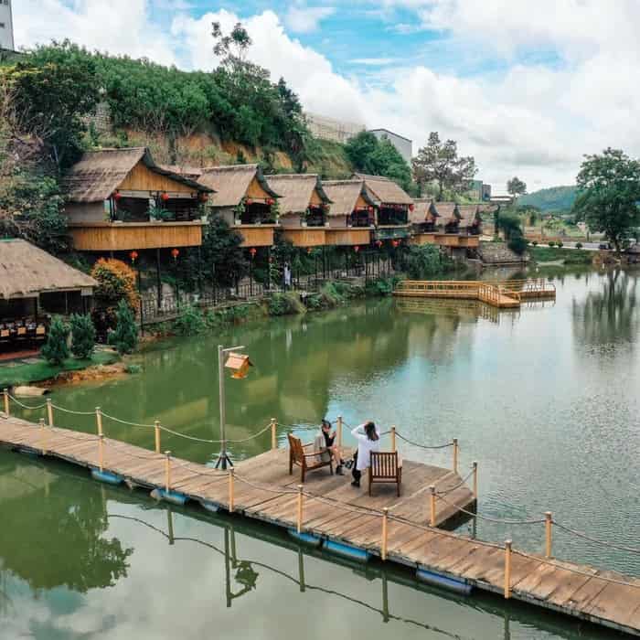 An Sơn Hồ Đà Lạt – Phượng Hoàng Cổ Trấn thu nhỏ giữa lòng phố núi