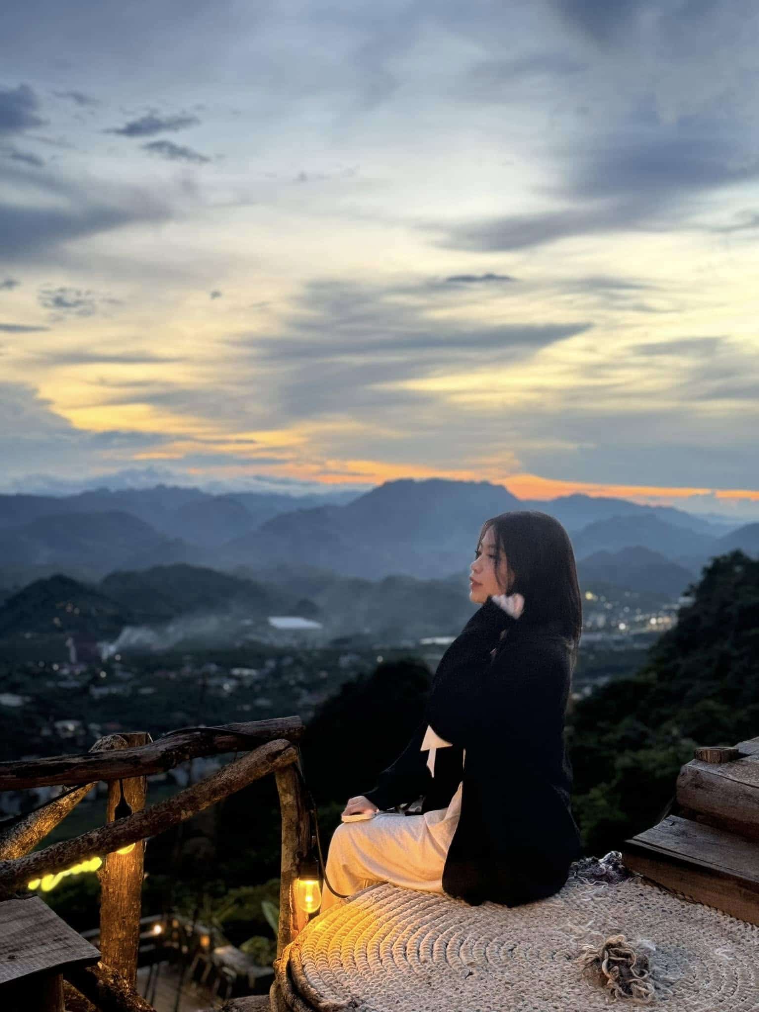 Cafe Mu Náu Ơi – Góc săn mây “triệu view” bên thung lũng Mộc Châu