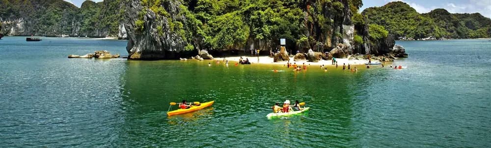 Bãi biển Vạn Bội – Nơi dừng chân lý tưởng giữa vịnh Lan Hạ