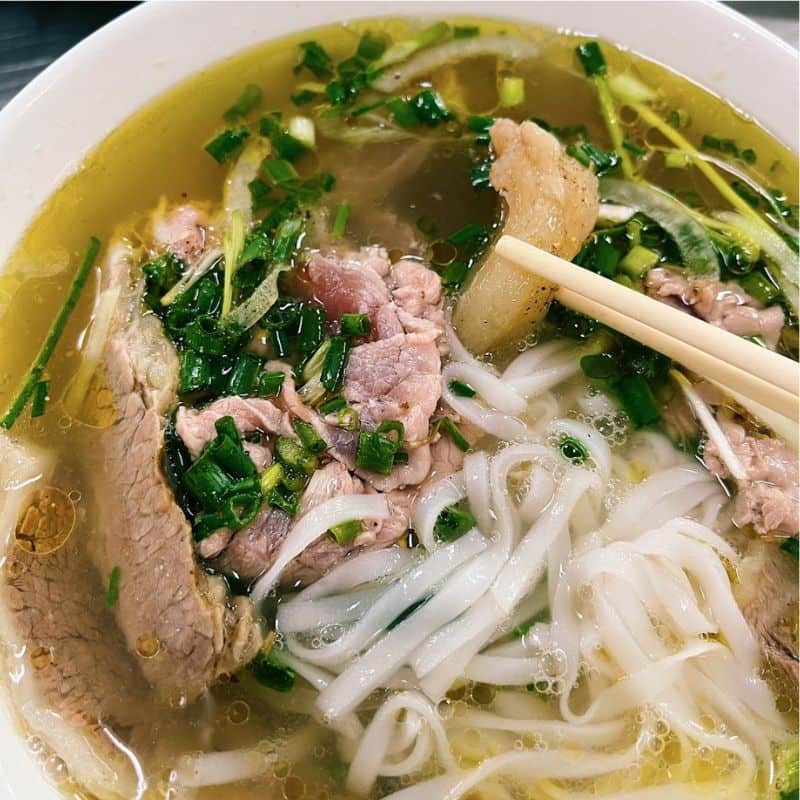 Phở Lệ – Biểu tượng phở chuẩn vị giữa lòng Quận 5