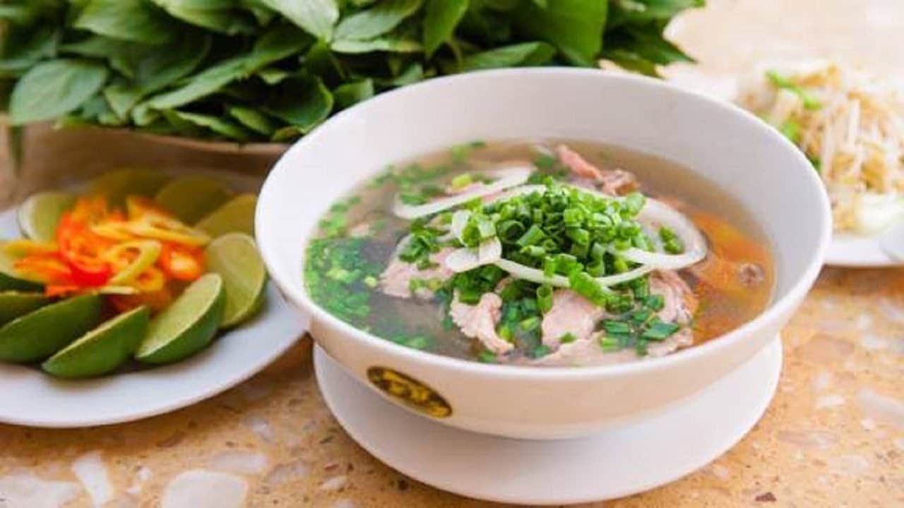 Phở Hùng – Dấu ấn phở truyền thống giữa lòng Sài Gòn