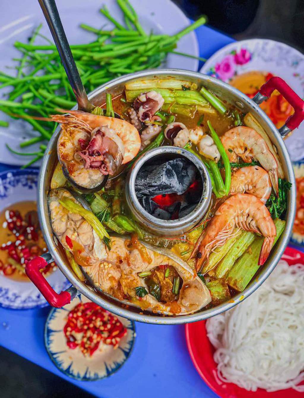 Tiệm Lẩu Cù Lao – Lẩu quê giữa lòng phố thị tại Bình Thạnh