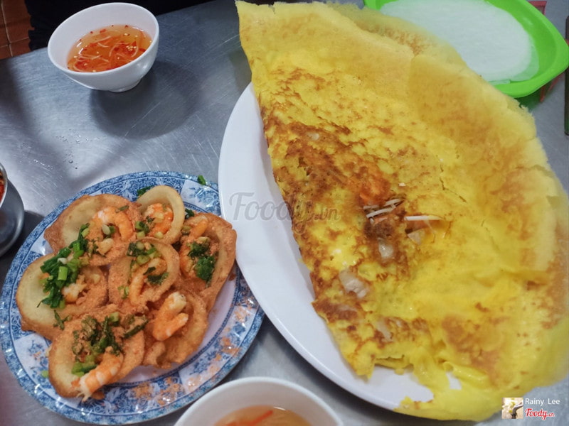 Bánh Xèo Ngọc Sơn – Hương Vị Vàng Rộm Gắn Bó Với Người Sài Gòn Bao Thế Hệ