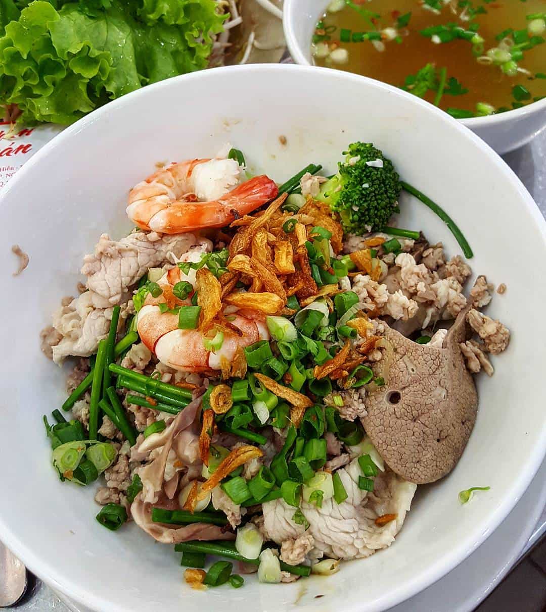 Nhân Quán – Biểu tượng hủ tiếu Nam Vang giữa lòng Sài Gòn
