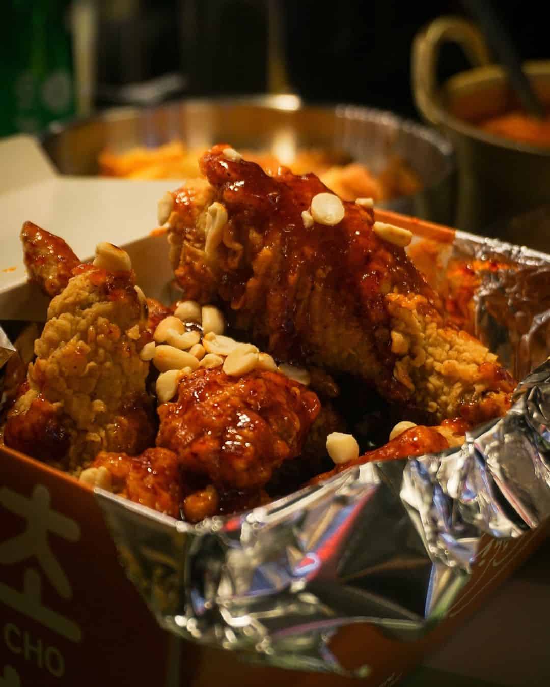 Pacho Pocha Express D3 – Quán gà Hàn Quốc bình dân của Á hậu Thủy Tiên