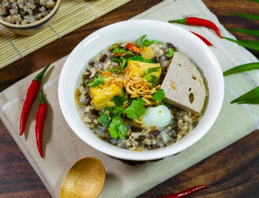 Bánh Đúc Nóng Ngõ Hội Vũ – Hương Hà Nội giữa lòng Phú Nhuận