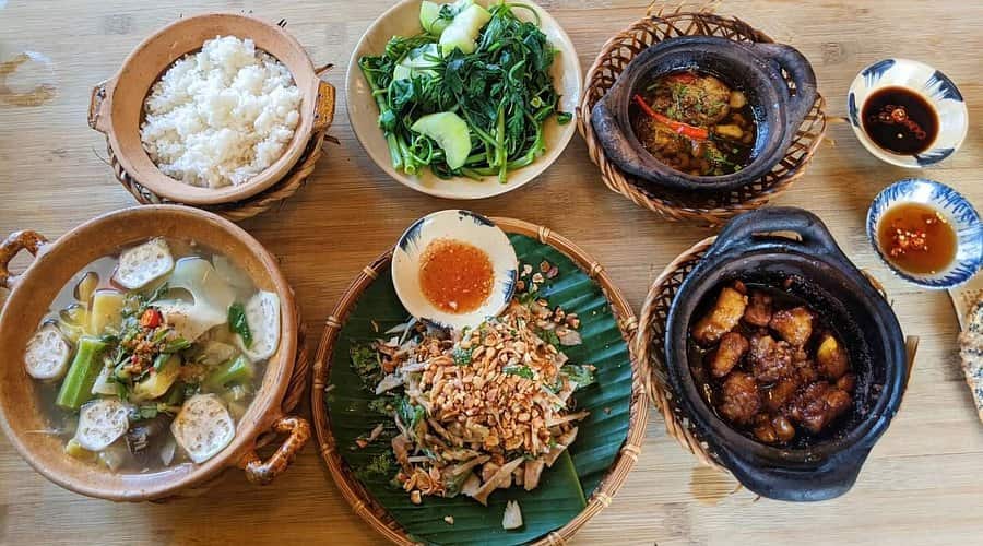 Cơm Quê Mười Khó – Hơi thở quê nhà trong từng bữa ăn giữa phố thị