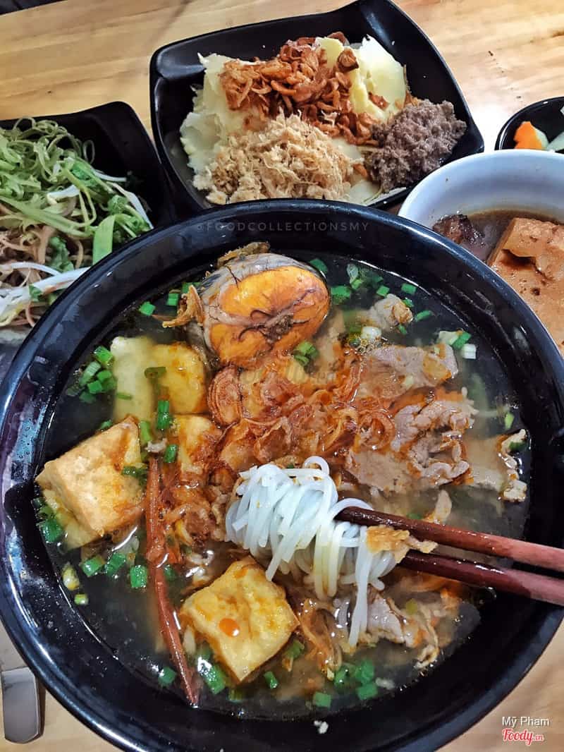 Ả Đào Quán – Tô bún riêu đậm chất Hà Nội giữa lòng Sài Gòn