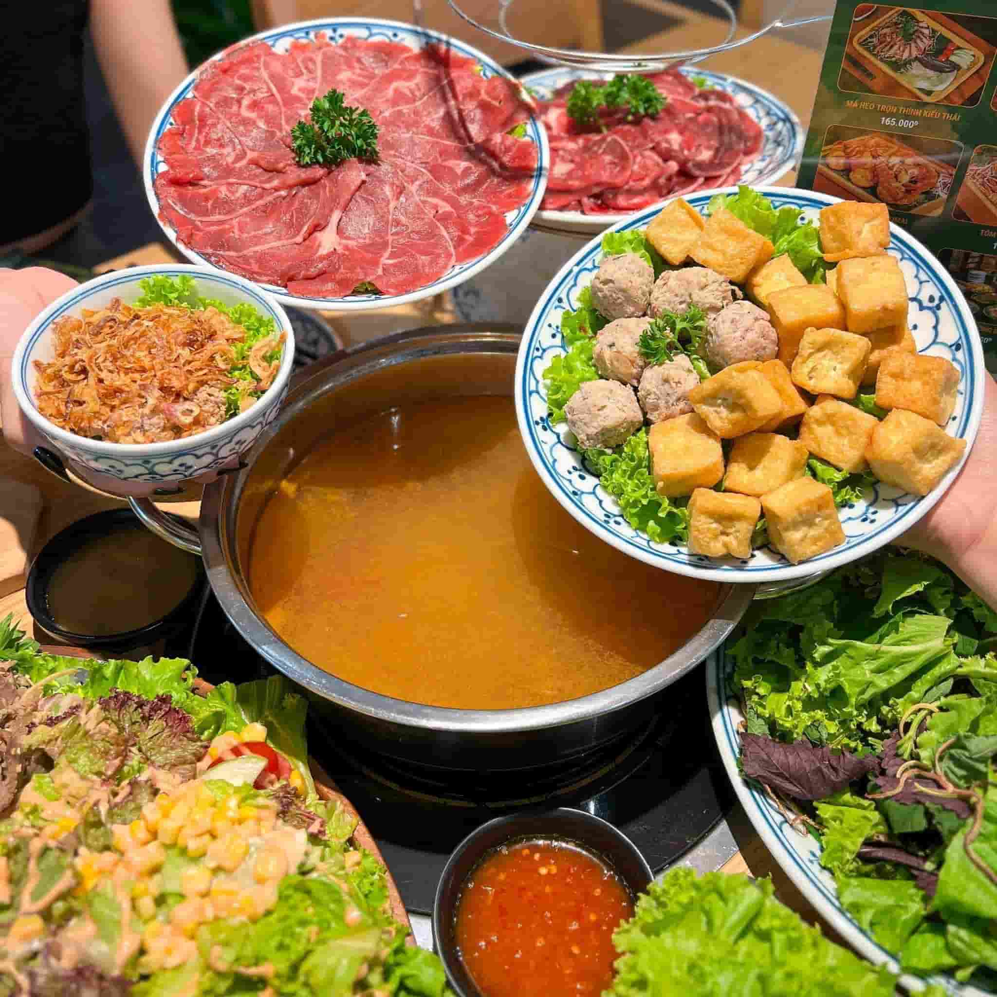 Bò Tơ Quán Mộc – Hương Vị Đồng Quê Giữa Lòng Sài Gòn