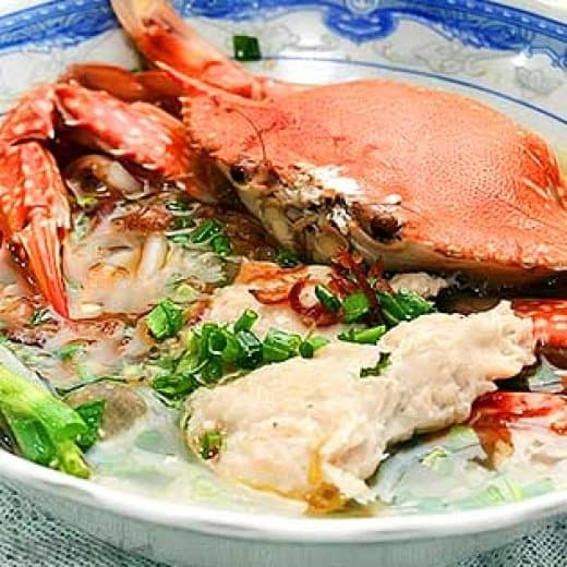 Bánh Canh Ghẹ Bảy Liên – Hương vị đậm đà giữa lòng Phú Nhuận
