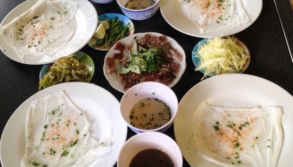 Bánh Ướt Thịt Nướng Ban Mê – Vị Buôn Ma Thuột Đậm Đà Giữa Trung Tâm Sài Gòn