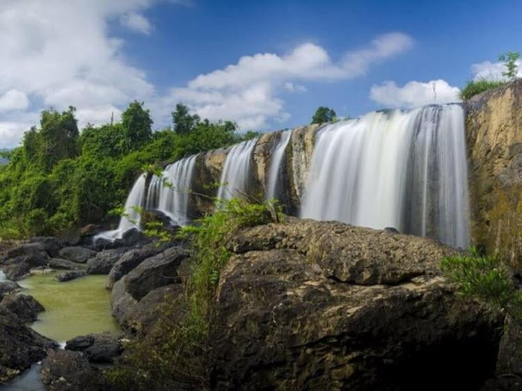 Thác H’Ly – Dòng thác hoang dã giữa đại ngàn Sông Hinh