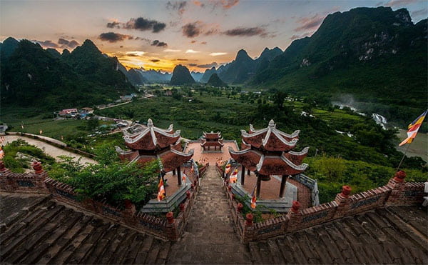 Nghiêu Sơn Lĩnh – Đỉnh Núi Hùng Vĩ Giữa Rừng Sâu Cao Bằng