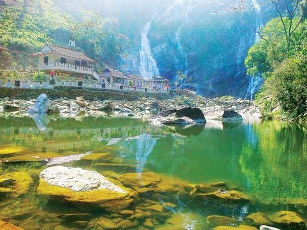 Thác Trắng Minh Long – Dải lụa giữa đại ngàn Quảng Ngãi