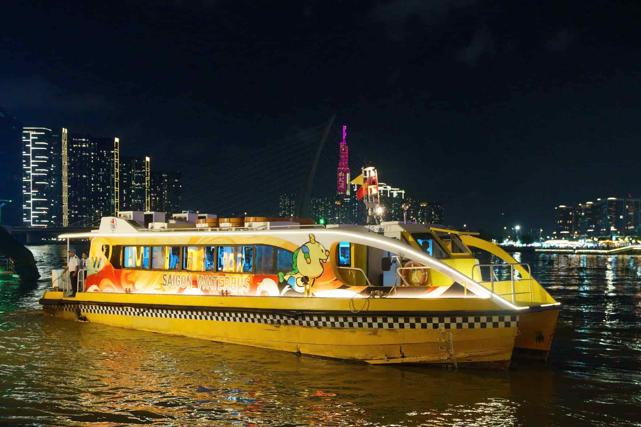 Water Bus Sài Gòn – Khám Phá Thành Phố Từ Một Góc Nhìn Mới