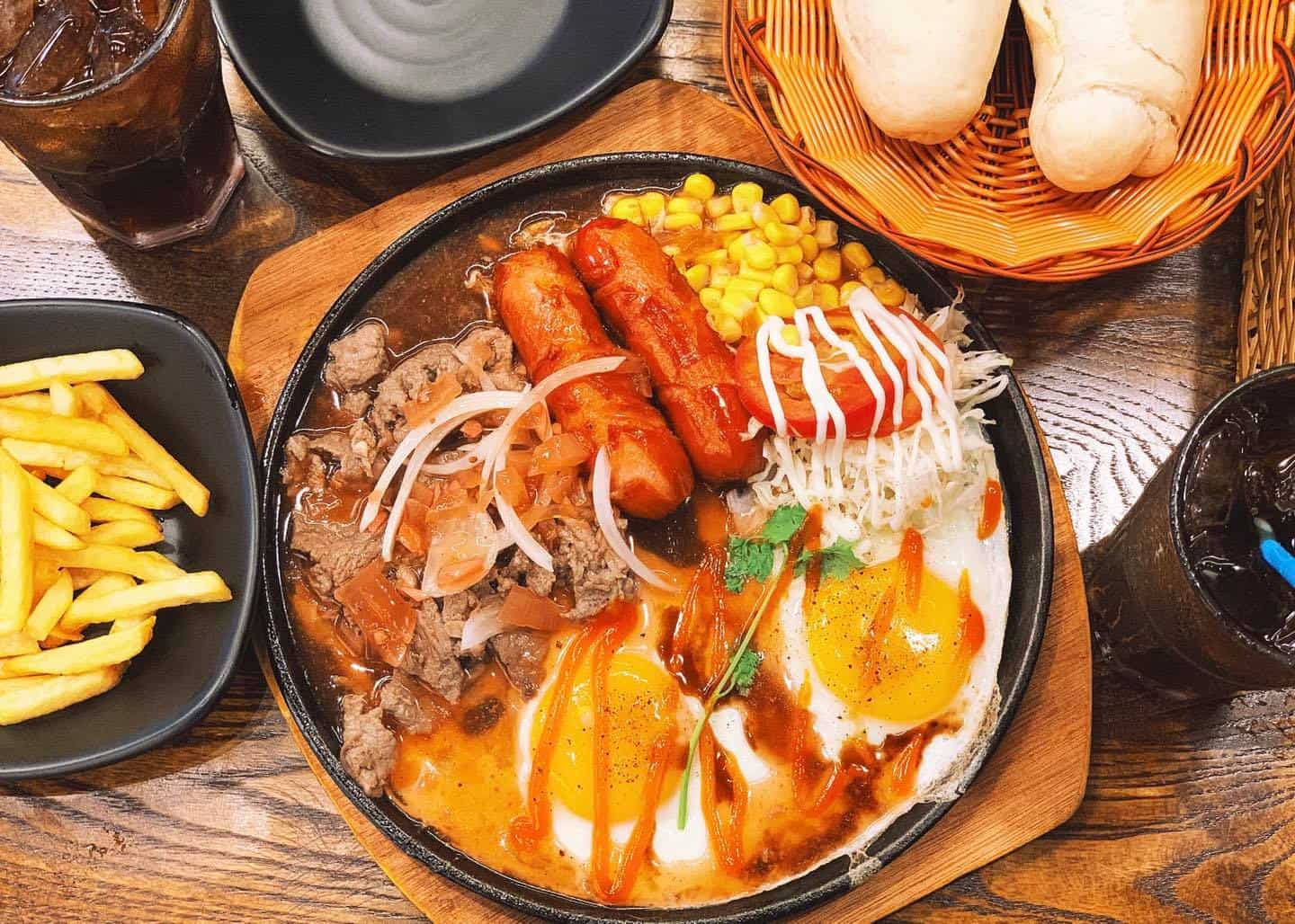Chảo Restaurant – Nâng Tầm Bánh Mì Chảo Giữa Lòng Sài Gòn