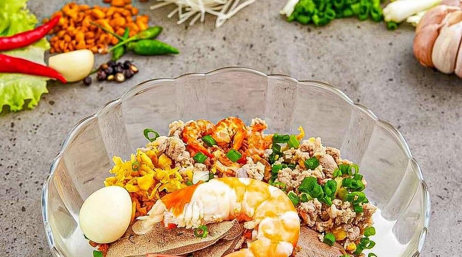 Hủ Tiếu Hồng Phát – Tô Hủ Tiếu Được Michelin Công Nhận Giữa Lòng Quận 3