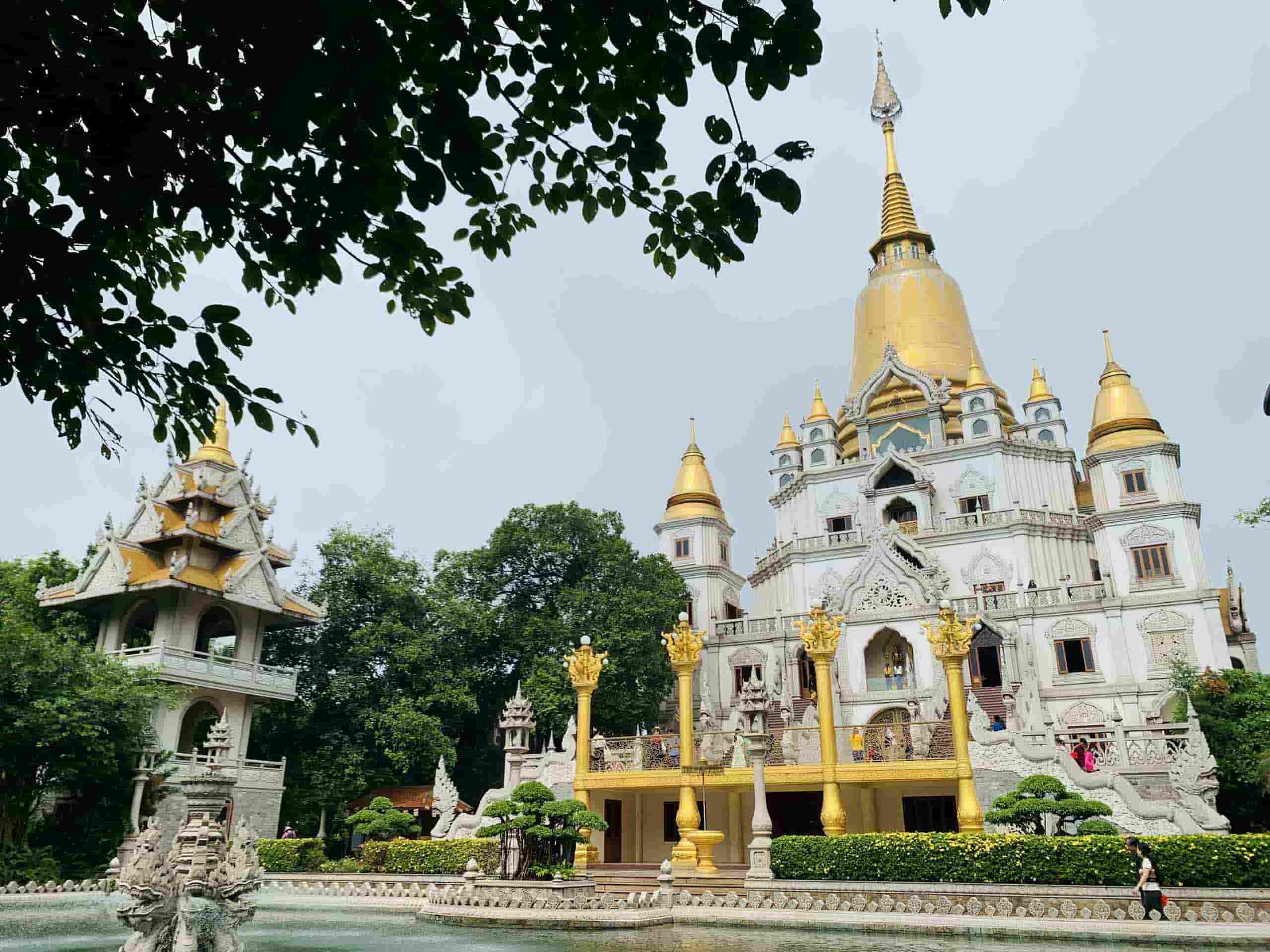 Chùa Bửu Long – Vẻ đẹp Thái Lan giữa lòng Sài Gòn