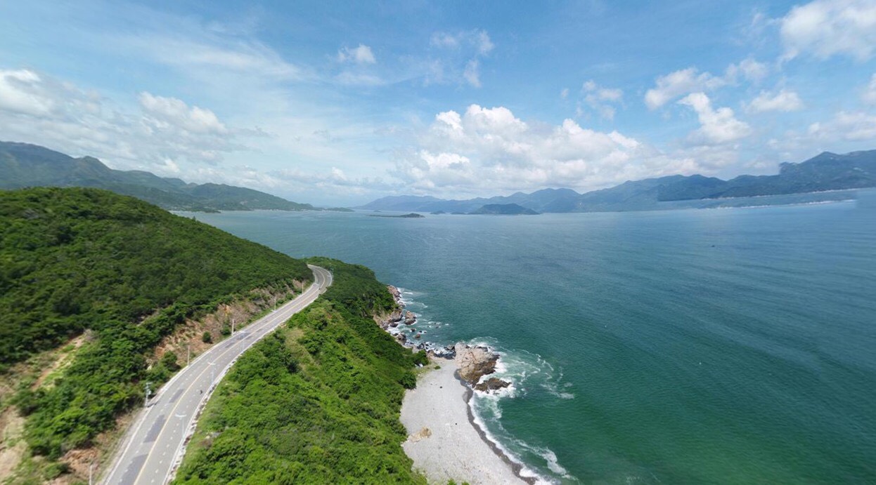 Đèo Lương Sơn - Cung đường ven biển đẹp ngây người