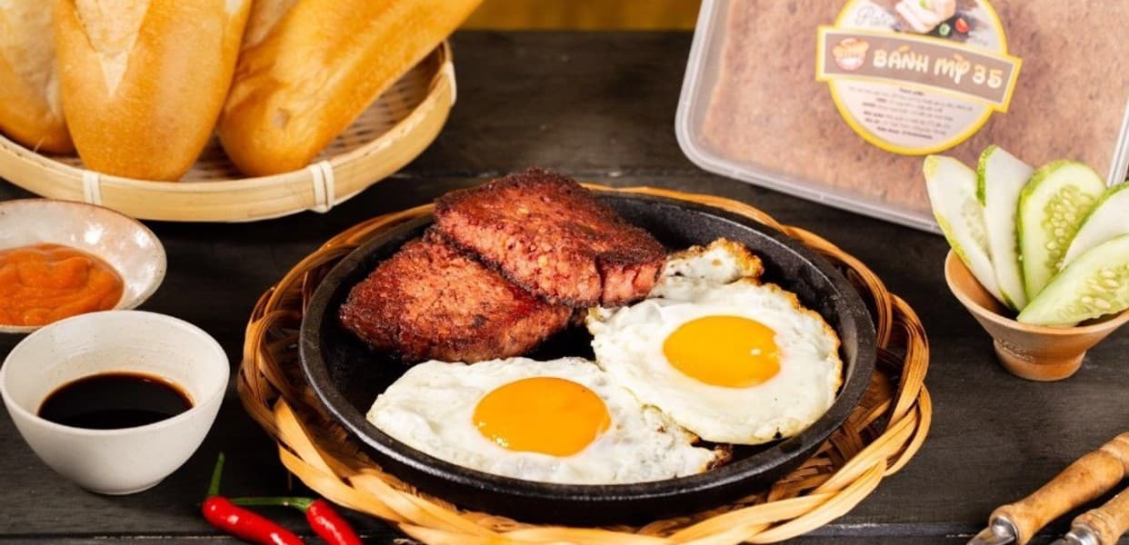 Bánh Mỳ 35 – Thương hiệu bánh mì chảo đậm đà từ 1996 giữa lòng Hà Nội