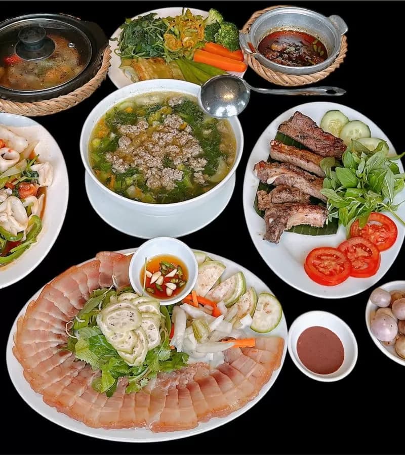 Cơm niêu Năm Ánh – Hương vị quê nhà đậm đà giữa lòng Tuy Hòa