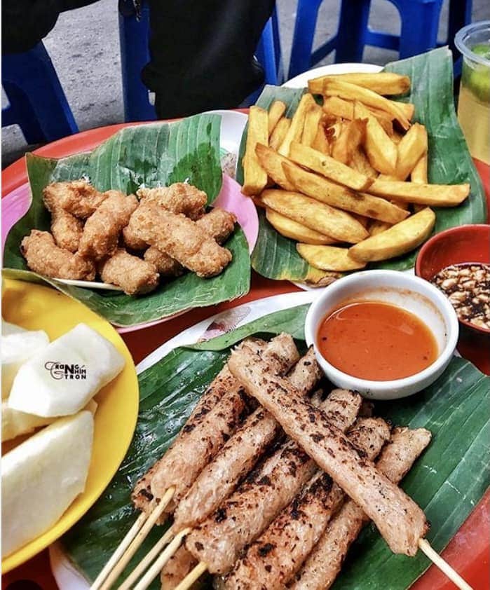 Nem Chua Nướng Cô Phượng – Hương vị tuổi trẻ giữa lòng Hà Nội