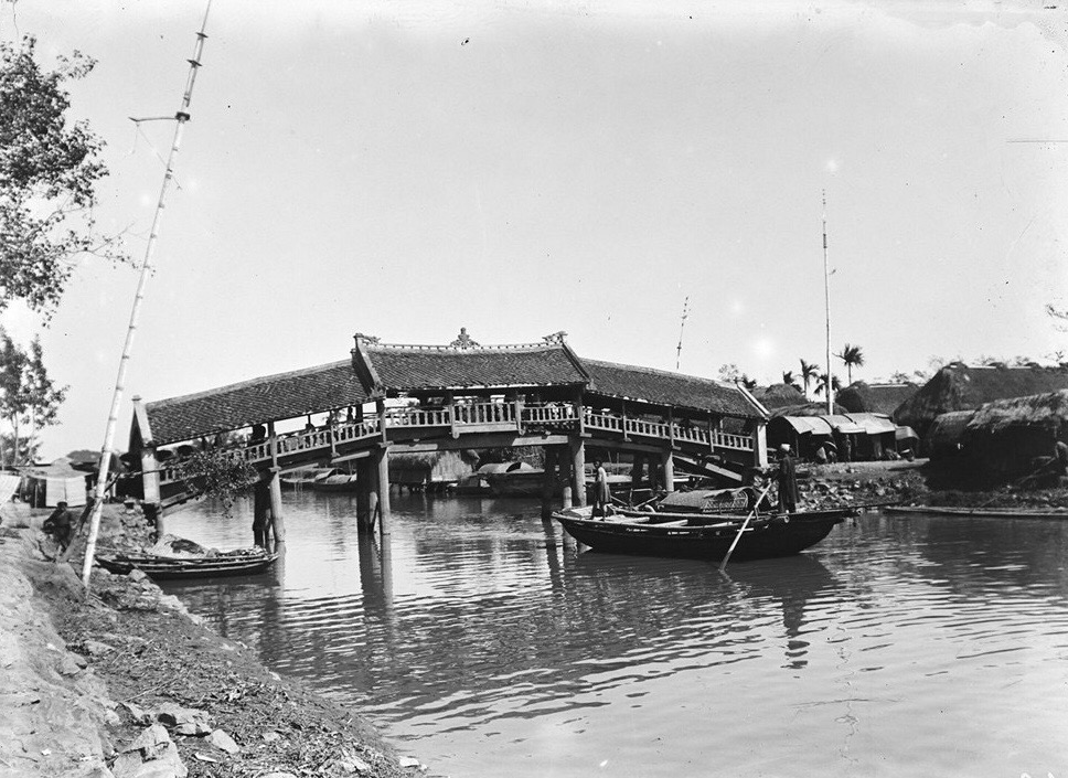 Cầu ngói Phát Diệm - Cây cầu ngói cổ có kiến trúc độc đáo