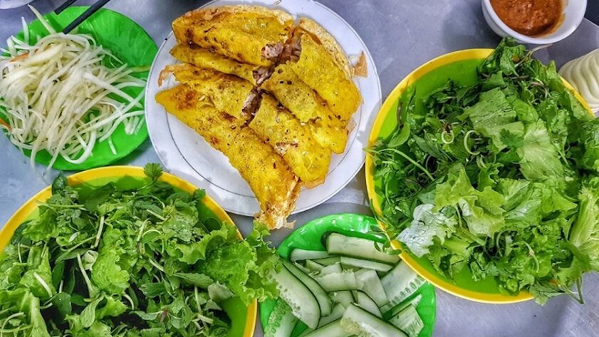 Bánh xèo- Món ăn đặc sản thơm ngon mang nét văn hóa ẩm thực xứ Quảng