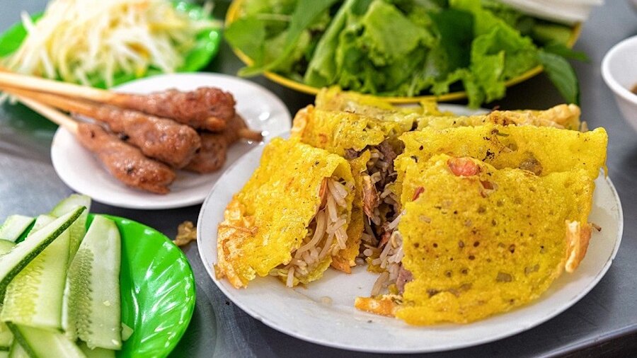 Bánh xèo- Món ăn đặc sản thơm ngon mang nét văn hóa ẩm thực xứ Quảng