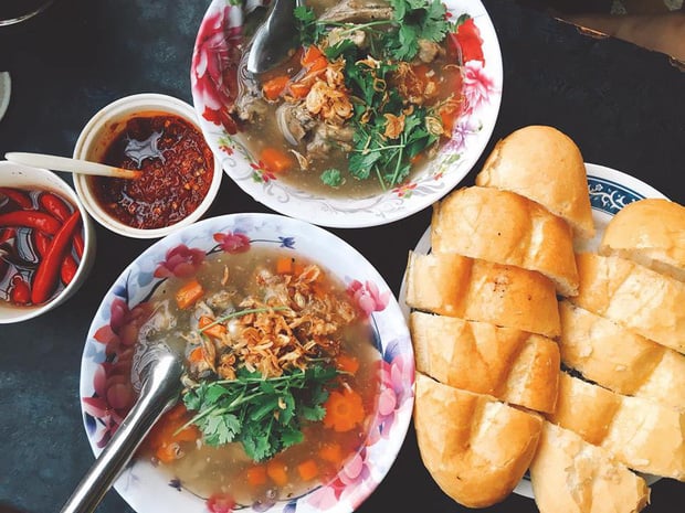 Bánh Mì Lagu Quy Nhơn Nguyễn Huệ - Món ngon Bình Định