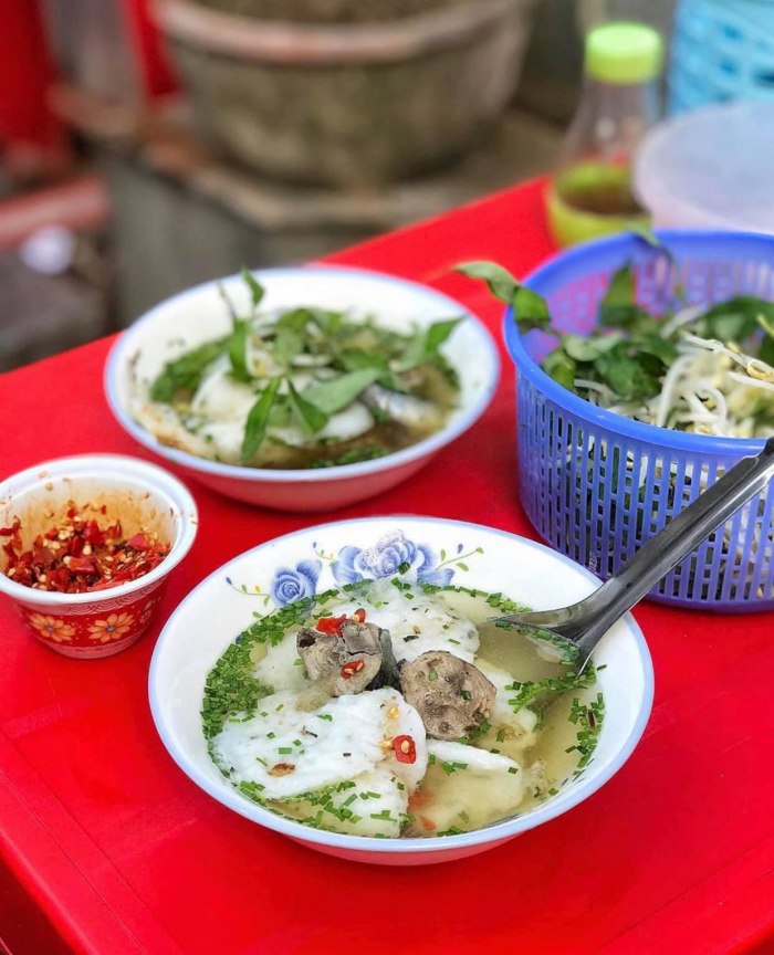 batch banh canh nuoc ca quy nhon eatwithrau