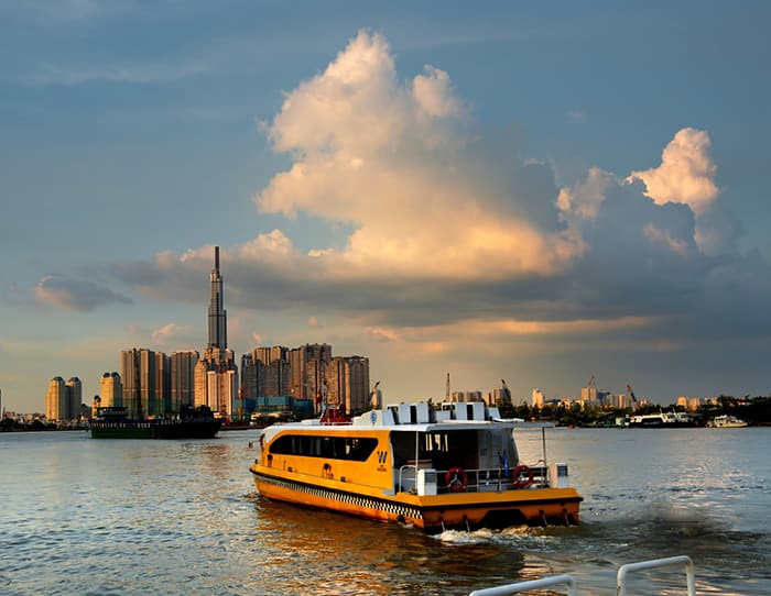 Water Bus Sài Gòn – Khám Phá Thành Phố Từ Một Góc Nhìn Mới